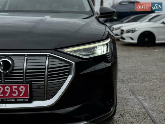 Ауди E-Tron 2020 в Житомире на Automoto.ua Черный Ауди E-Tron, объемом двигателя 0 л и пробегом 120 тыс. км за 21999 $, фото 7 на Automoto.ua