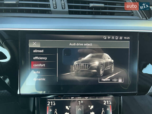 Чорний Ауді E-Tron, об'ємом двигуна 0 л та пробігом 81 тис. км за 26500 $, фото 42 на Automoto.ua