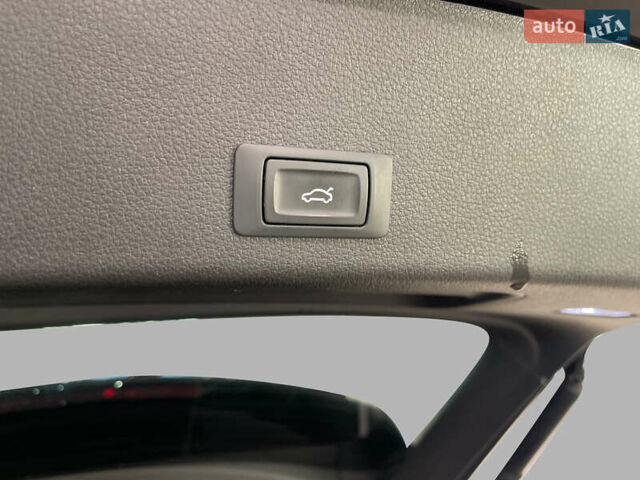 Черный Ауди E-Tron, объемом двигателя 0 л и пробегом 125 тыс. км за 21700 $, фото 29 на Automoto.ua