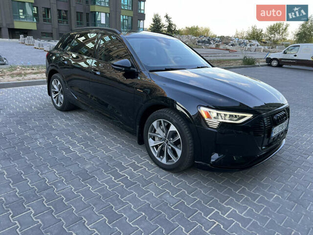 Черный Ауди E-Tron, объемом двигателя 0 л и пробегом 58 тыс. км за 34500 $, фото 17 на Automoto.ua