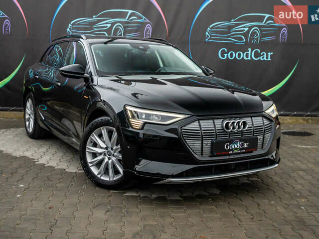 Чорний Ауді E-Tron, об'ємом двигуна 0 л та пробігом 75 тис. км за 29900 $, фото 13 на Automoto.ua