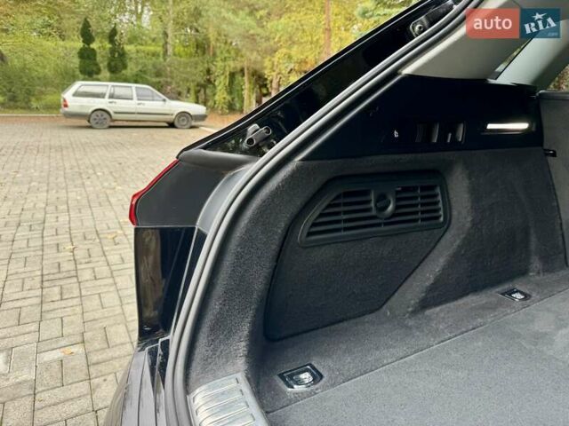 Чорний Ауді E-Tron, об'ємом двигуна 0 л та пробігом 159 тис. км за 24500 $, фото 122 на Automoto.ua