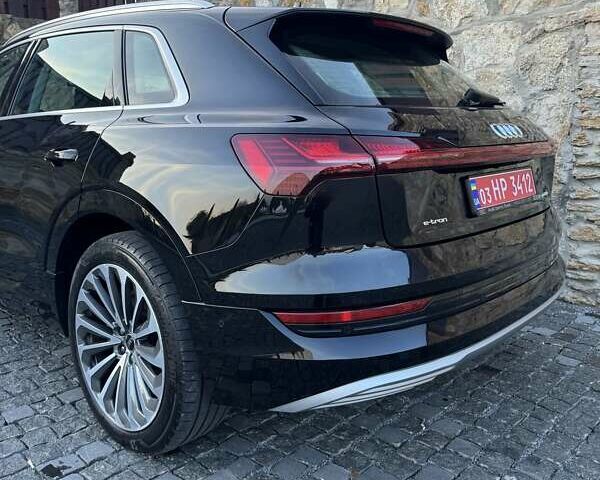 Чорний Ауді E-Tron, об'ємом двигуна 0 л та пробігом 253 тис. км за 24200 $, фото 16 на Automoto.ua