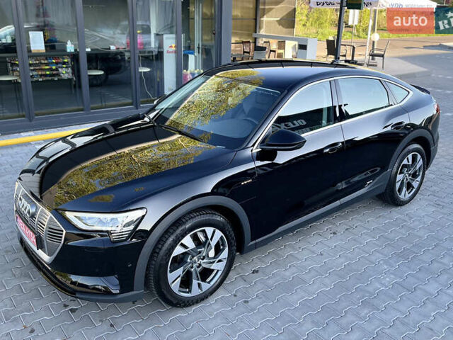 Чорний Ауді E-Tron, об'ємом двигуна 0 л та пробігом 81 тис. км за 26500 $, фото 19 на Automoto.ua
