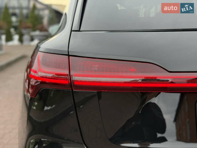 Чорний Ауді E-Tron, об'ємом двигуна 0 л та пробігом 51 тис. км за 31499 $, фото 23 на Automoto.ua