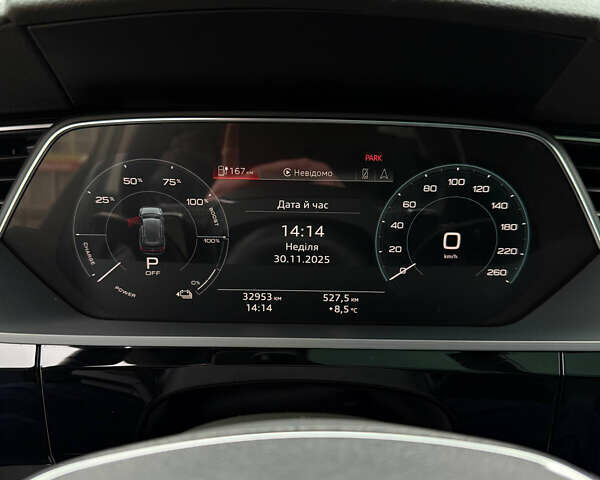 Черный Ауди E-Tron, объемом двигателя 0 л и пробегом 32 тыс. км за 35500 $, фото 29 на Automoto.ua