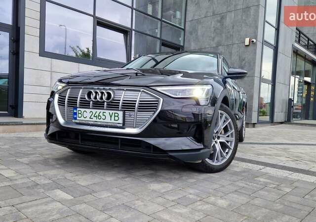 Черный Ауди E-Tron, объемом двигателя 0 л и пробегом 36 тыс. км за 26400 $, фото 61 на Automoto.ua