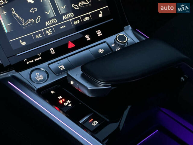 Ауди E-Tron 2020 в Тернополе на Automoto.ua Черный Ауди E-Tron, объемом двигателя 0 л и пробегом 119 тыс. км за 28500 $, фото 74 на Automoto.ua