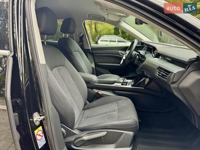 Черный Ауди E-Tron, объемом двигателя 0 л и пробегом 159 тыс. км за 24000 $, фото 101 на Automoto.ua