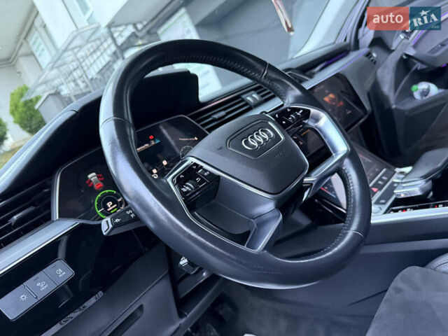 Черный Ауди E-Tron, объемом двигателя 0 л и пробегом 150 тыс. км за 27499 $, фото 49 на Automoto.ua