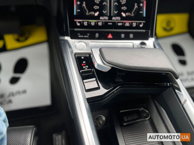 Черный Ауди E-Tron, объемом двигателя 55 л и пробегом 65 тыс. км за 37000 $, фото 22 на Automoto.ua