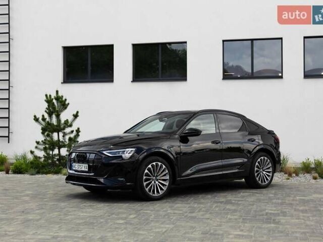 Черный Ауди E-Tron, объемом двигателя 0 л и пробегом 50 тыс. км за 39400 $, фото 6 на Automoto.ua