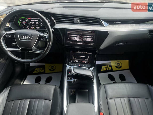 Черный Ауди E-Tron, объемом двигателя 0 л и пробегом 143 тыс. км за 29999 $, фото 9 на Automoto.ua