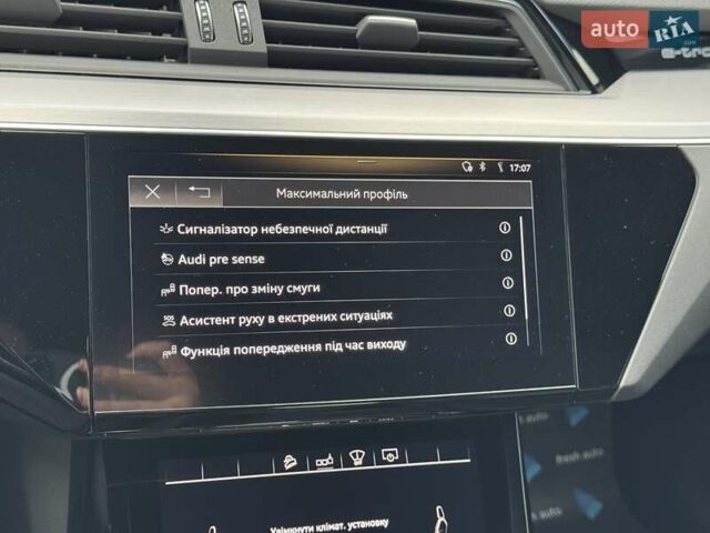 Черный Ауди E-Tron, объемом двигателя 0 л и пробегом 85 тыс. км за 30900 $, фото 4 на Automoto.ua