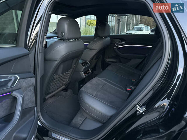Ауди E-Tron 2020 в Тернополе на Automoto.ua Черный Ауди E-Tron, объемом двигателя 0 л и пробегом 119 тыс. км за 28500 $, фото 51 на Automoto.ua