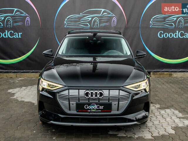Чорний Ауді E-Tron, об'ємом двигуна 0 л та пробігом 75 тис. км за 29900 $, фото 1 на Automoto.ua