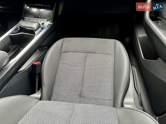 Черный Ауди E-Tron, объемом двигателя 0 л и пробегом 159 тыс. км за 24000 $, фото 111 на Automoto.ua