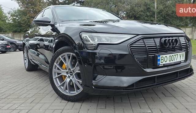 Черный Ауди E-Tron, объемом двигателя 0 л и пробегом 138 тыс. км за 29900 $, фото 34 на Automoto.ua