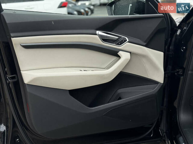 Ауди E-Tron 2020 в Житомире на Automoto.ua Черный Ауди E-Tron, объемом двигателя 0 л и пробегом 120 тыс. км за 21999 $, фото 24 на Automoto.ua