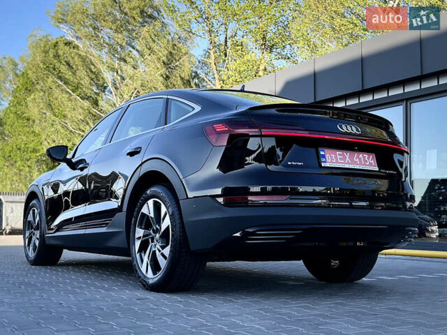Чорний Ауді E-Tron, об'ємом двигуна 0 л та пробігом 81 тис. км за 26500 $, фото 7 на Automoto.ua