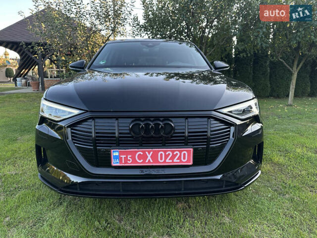 Черный Ауди E-Tron, объемом двигателя 0 л и пробегом 119 тыс. км за 29999 $, фото 1 на Automoto.ua