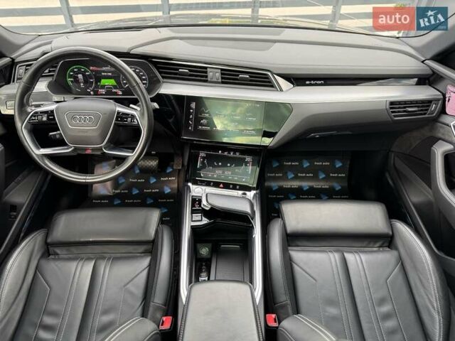 Черный Ауди E-Tron, объемом двигателя 0 л и пробегом 85 тыс. км за 30900 $, фото 3 на Automoto.ua