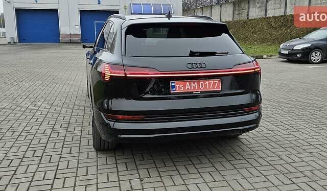 Чорний Ауді E-Tron, об'ємом двигуна 0 л та пробігом 120 тис. км за 33500 $, фото 29 на Automoto.ua