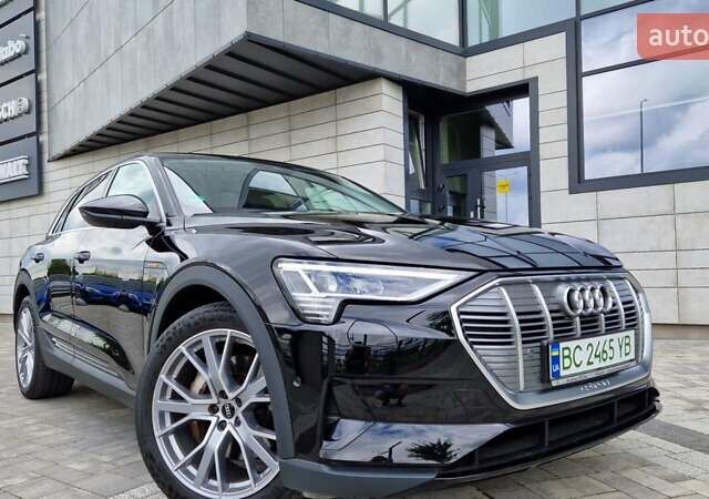 Черный Ауди E-Tron, объемом двигателя 0 л и пробегом 36 тыс. км за 26000 $, фото 24 на Automoto.ua