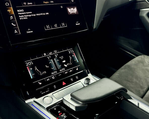 Черный Ауди E-Tron, объемом двигателя 0 л и пробегом 38 тыс. км за 39999 $, фото 38 на Automoto.ua