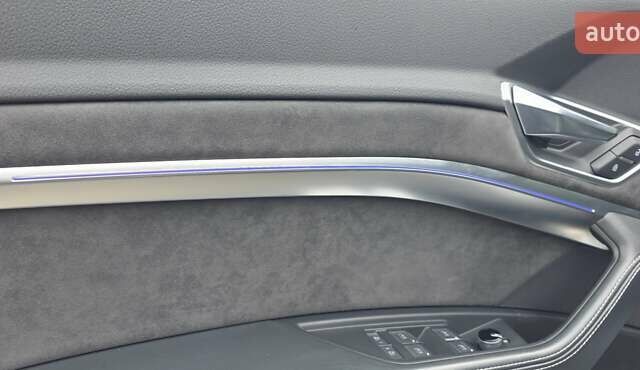 Черный Ауди E-Tron, объемом двигателя 0 л и пробегом 138 тыс. км за 29900 $, фото 41 на Automoto.ua