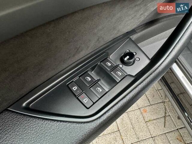 Черный Ауди E-Tron, объемом двигателя 0 л и пробегом 159 тыс. км за 24000 $, фото 72 на Automoto.ua