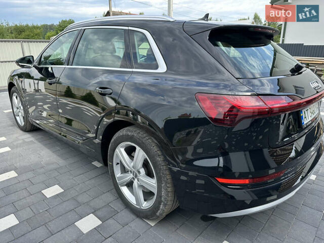 Чорний Ауді E-Tron, об'ємом двигуна 0 л та пробігом 130 тис. км за 27900 $, фото 3 на Automoto.ua