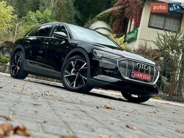 Чорний Ауді E-Tron, об'ємом двигуна 0 л та пробігом 159 тис. км за 24500 $, фото 3 на Automoto.ua