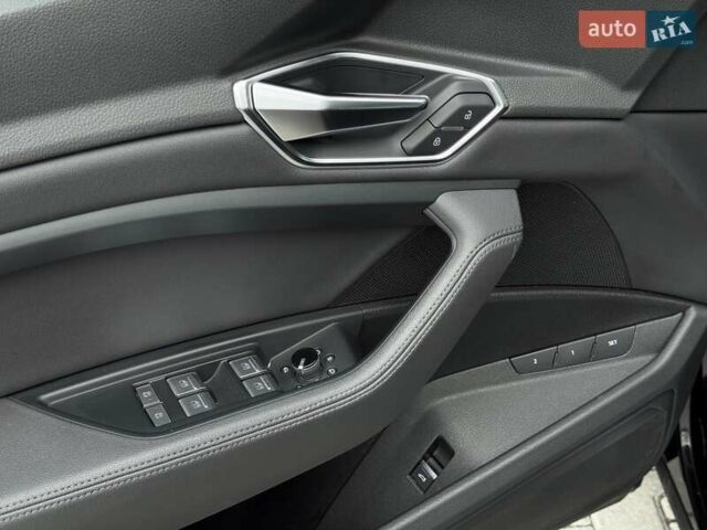 Черный Ауди E-Tron, объемом двигателя 0 л и пробегом 130 тыс. км за 22300 $, фото 36 на Automoto.ua
