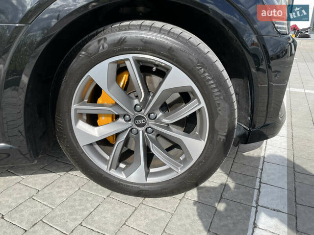 Чорний Ауді E-Tron, об'ємом двигуна 0 л та пробігом 85 тис. км за 32800 $, фото 1 на Automoto.ua