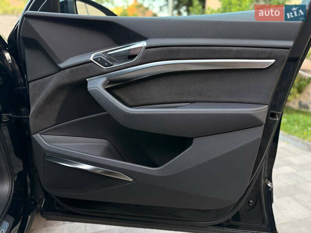 Черный Ауди E-Tron, объемом двигателя 0 л и пробегом 151 тыс. км за 29000 $, фото 39 на Automoto.ua