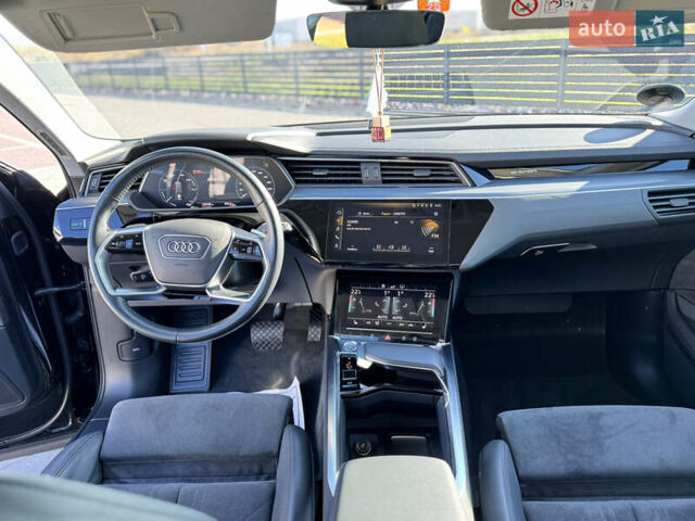 Черный Ауди E-Tron, объемом двигателя 0 л и пробегом 126 тыс. км за 27500 $, фото 12 на Automoto.ua