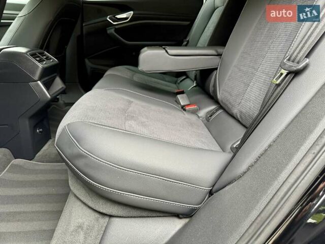 Черный Ауди E-Tron, объемом двигателя 0 л и пробегом 159 тыс. км за 24000 $, фото 125 на Automoto.ua