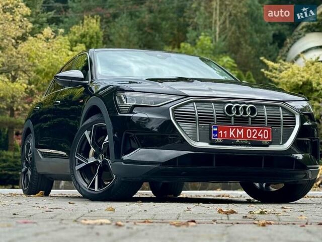 Чорний Ауді E-Tron, об'ємом двигуна 0 л та пробігом 159 тис. км за 24500 $, фото 1 на Automoto.ua