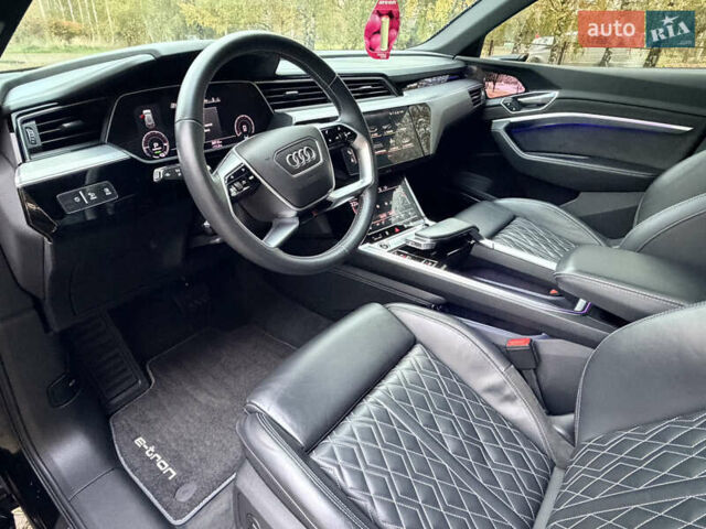 Черный Ауди E-Tron, объемом двигателя 0 л и пробегом 155 тыс. км за 33300 $, фото 15 на Automoto.ua