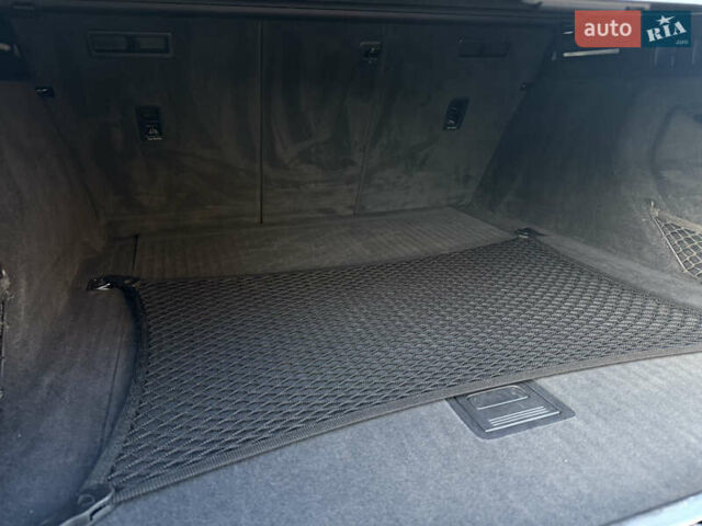 Чорний Ауді E-Tron, об'ємом двигуна 0 л та пробігом 150 тис. км за 25900 $, фото 104 на Automoto.ua