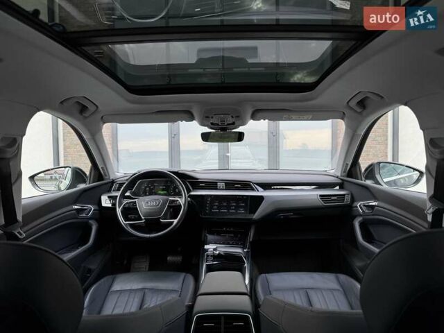 Черный Ауди E-Tron, объемом двигателя 0 л и пробегом 130 тыс. км за 22300 $, фото 41 на Automoto.ua