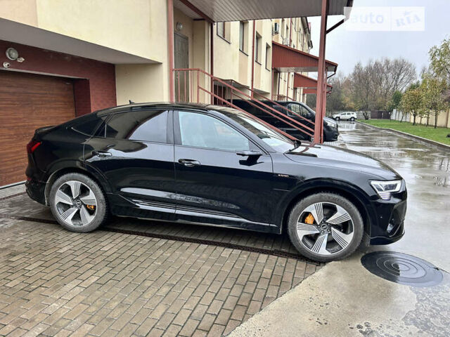 Чорний Ауді E-Tron, об'ємом двигуна 0 л та пробігом 53 тис. км за 43900 $, фото 8 на Automoto.ua