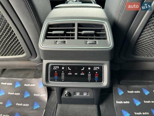 Черный Ауди E-Tron, объемом двигателя 0 л и пробегом 85 тыс. км за 30900 $, фото 29 на Automoto.ua