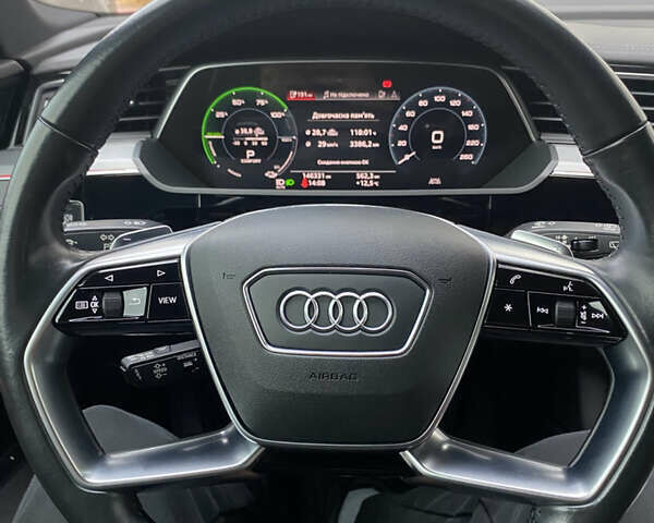 Черный Ауди E-Tron, объемом двигателя 0 л и пробегом 146 тыс. км за 31900 $, фото 15 на Automoto.ua