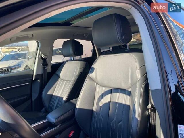 Черный Ауди E-Tron, объемом двигателя 0 л и пробегом 61 тыс. км за 36500 $, фото 19 на Automoto.ua