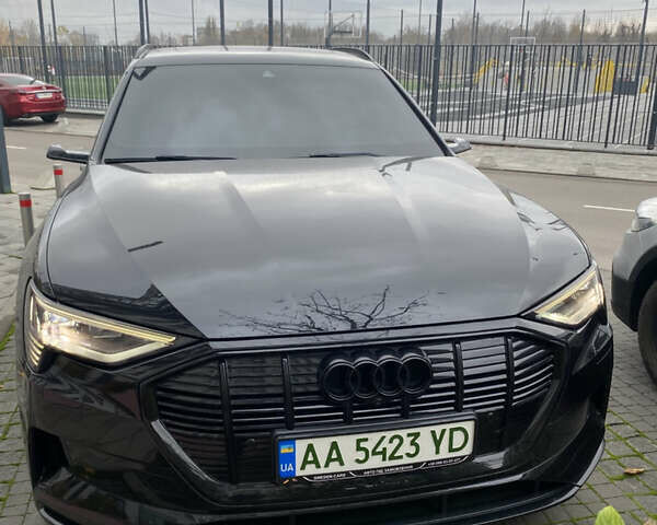Черный Ауди E-Tron, объемом двигателя 0 л и пробегом 146 тыс. км за 31900 $, фото 1 на Automoto.ua