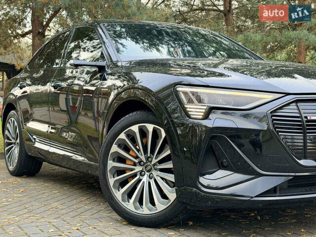 Черный Ауди E-Tron, объемом двигателя 0 л и пробегом 155 тыс. км за 33300 $, фото 2 на Automoto.ua