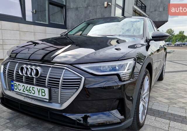 Черный Ауди E-Tron, объемом двигателя 0 л и пробегом 36 тыс. км за 26000 $, фото 53 на Automoto.ua