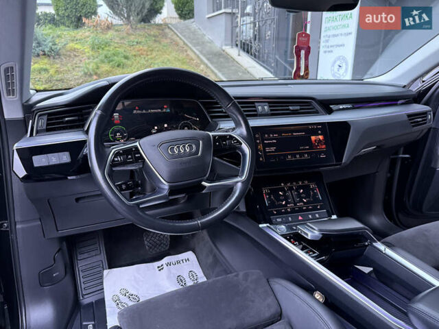 Черный Ауди E-Tron, объемом двигателя 0 л и пробегом 150 тыс. км за 27499 $, фото 55 на Automoto.ua